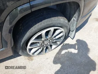 2021 GMC Acadia Denali с VIN 1GKKNPLS0MZ220597, выставлен на аукционе IAAI как лот 41907954 с пробегом 29 494 миль миль и . История ставок и продаж доступна на DreamBid. Изображение 19.