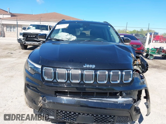 2022 Jeep Compass Limited z VIN 3C4NJDCB4NT189558, wystawiony jako IAAI lot #42337555 z przebiegiem 40 109 mil mil oraz . Historia ofert i sprzedaży dostępna na DreamBid. Obrazek 11.