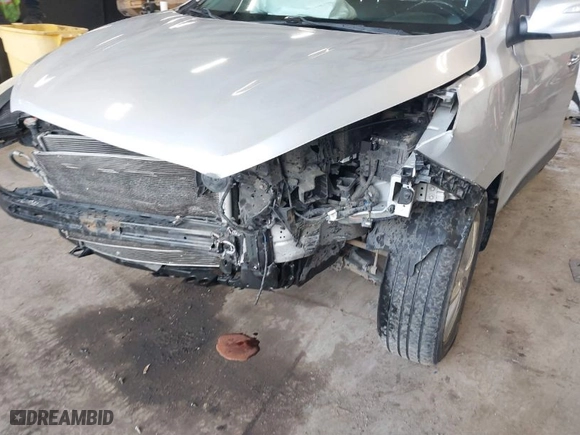 2011 Hyundai Tucson Limited with VIN KM8JUCAC2BU156616, listed as a IAAI auction lot 41788854 with 193,978 mi miles. Bid and sale history available at carsss.com. Image 6.