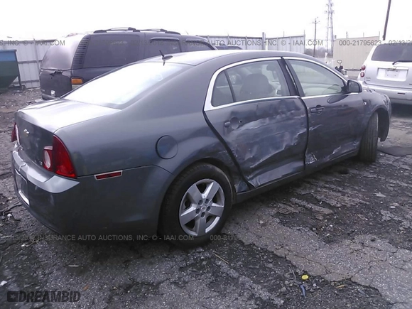 2008 Chevrolet Malibu LS w/1LS with VIN 1G1ZG57B88F175413, listed as a IAAI auction lot 21795623 with 124,132 mi miles. Bid and sale history available at carsss.com. Image 4.