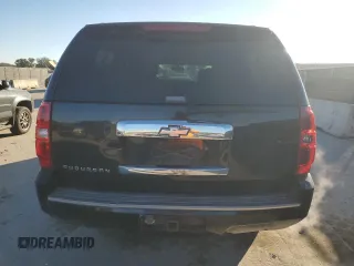 2008 Chevrolet Suburban LTZ with VIN 3GNFC16JX8G185311, listed as a Copart auction lot 87846365 with 389,765 mi miles and Salvage title. Bid and sale history available at DreamBid. Image 6.