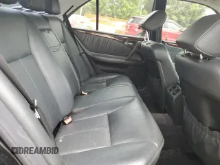 1999 Mercedes-Benz E 320 z VIN WDBJF65H4XA857249, wystawiony jako Copart lot #59337225 z przebiegiem 149 953 mil mil oraz Szkoda całkowita • Salvage title. Historia ofert i sprzedaży dostępna na DreamBid. Obrazek 10.