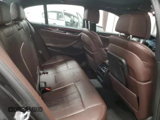 2018 BMW 5 Series 540i xDrive z VIN WBAJE7C57JWC56107, wystawiony jako Copart lot #41665445 z przebiegiem 77 275 mil mil oraz Szkoda całkowita • Salvage title. Historia ofert i sprzedaży dostępna na DreamBid. Obrazek 10.