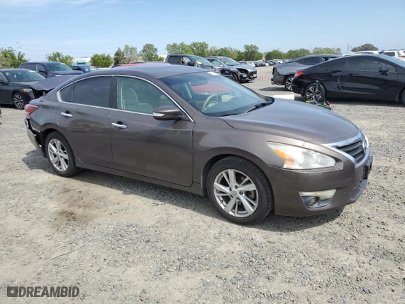2015 Nissan Altima 2.5 with VIN 1N4AL3AP9FC255087, listed as a Copart auction lot 50465255 with 200,258 mi miles and Salvage Title. Bid and sale history available at carsss.com. Image 4.