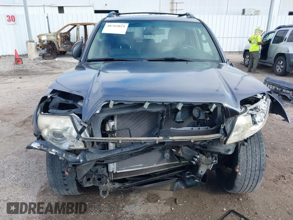 2006 Toyota 4Runner SR5 with VIN JTEZU14R368041481, listed as a IAAI auction lot 40765024 with 120,357 mi miles and . Bid and sale history available at DreamBid. Image 6.
