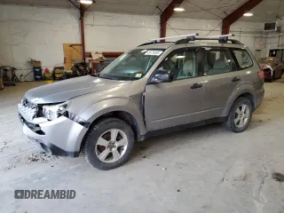 2011 Subaru Forester X z VIN JF2SHABCXBH741518, wystawiony jako Copart lot #49474555 z przebiegiem Nie podano mil oraz Nie do naprawy. Historia ofert i sprzedaży dostępna na DreamBid. Obrazek 1.