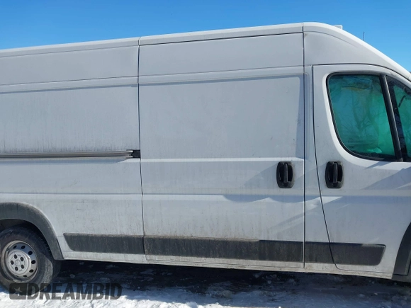 2020 Ram ProMaster Cargo with VIN 3C6URVJGXLE122352, listed as a IAAI auction lot 41331553 with 492,649 mi miles and . Bid and sale history available at carsss.com. Image 13.