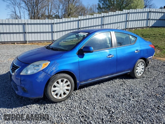 2012 Nissan Versa SV with VIN 3N1CN7AP4CL941139, listed as a Copart auction lot 49215085 with 122,280 mi miles and Salvage Title. Bid and sale history available at carsss.com. Image 1.