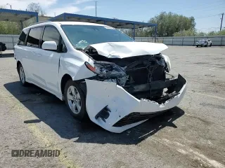 2018 Toyota Sienna LE Auto Access Seat with VIN 5TDKZ3DC4JS920443, listed as a Copart auction lot 58935935 with 128,045 mi miles and Salvage title. Bid and sale history available at DreamBid. Image 15.