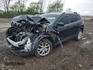 2017 Jeep Cherokee Latitude с VIN 1C4PJMCB9HW546854, выставлен на аукционе Copart как лот 54582495 с пробегом Не указан миль и Списание • Salvage title. История ставок и продаж доступна на DreamBid. Изображение 1.