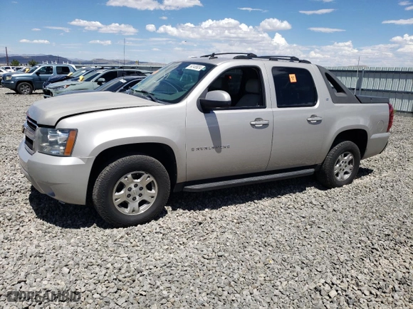 2007 Chevrolet Avalanche LT w/1LT with VIN 3GNEK12347G100855, listed as a Copart auction lot 64149924 with 203,929 mi miles and Salvage Title. Bid and sale history available at carsss.com. Image 1.