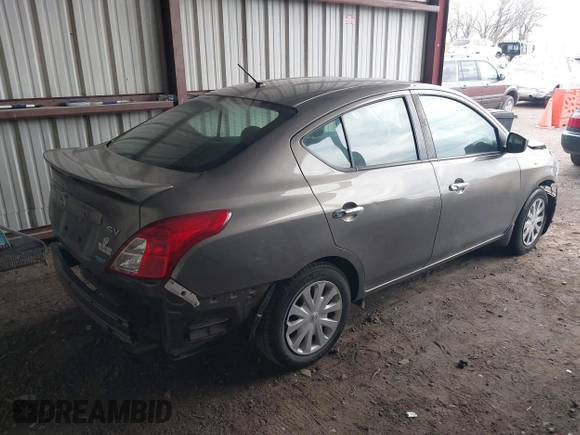 2016 Nissan Versa S с VIN 3N1CN7AP4GL897701, выставлен на аукционе IAAI как лот 42115529 с пробегом 94 162 миль миль и . История ставок и продаж доступна на DreamBid. Изображение 4.