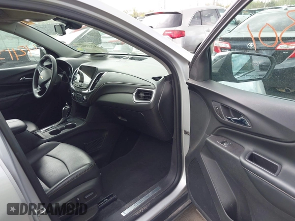 2018 Chevrolet Equinox Premier with VIN 2GNAXMEV7J6106781, listed as a IAAI auction lot 42113301 with 114,585 mi miles. Bid and sale history available at carsss.com. Image 5.