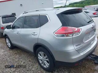 2015 Nissan Rogue SV z VIN KNMAT2MV9FP540198, wystawiony jako IAAI lot #42169106 z przebiegiem 153 444 mil mil oraz . Historia ofert i sprzedaży dostępna na DreamBid. Obrazek 14.