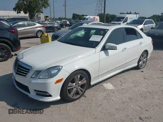 2013 Mercedes-Benz E 350 Luxury с VIN WDDHF5KB3DA664800, выставлен на аукционе IAAI как лот 42154013 с пробегом 107 140 миль миль и . История ставок и продаж доступна на DreamBid. Изображение 2.