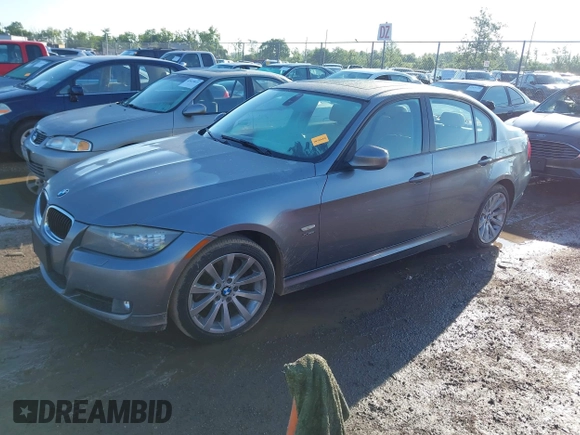 2011 BMW 3 Series 328i xDrive with VIN WBAPK5G57BNN30833, listed as a IAAI auction lot 42632292 with 157,153 mi miles and . Bid and sale history available at DreamBid. Image 2.