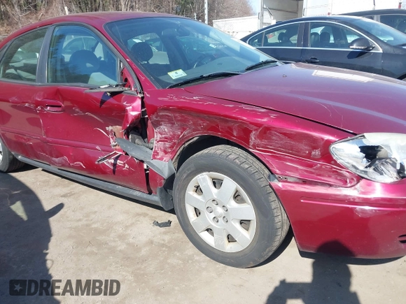 2004 Ford Taurus z VIN 1FAFP52244G193516, wystawiony jako IAAI lot #41780600 z przebiegiem 81 188 mil mil oraz . Historia ofert i sprzedaży dostępna na DreamBid. Obrazek 6.