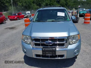 2008 Ford Escape Hybrid z VIN 1FMCU59H38KE68792, wystawiony jako IAAI lot #42557191 z przebiegiem 140 760 mil mil oraz . Historia ofert i sprzedaży dostępna na DreamBid. Obrazek 6.