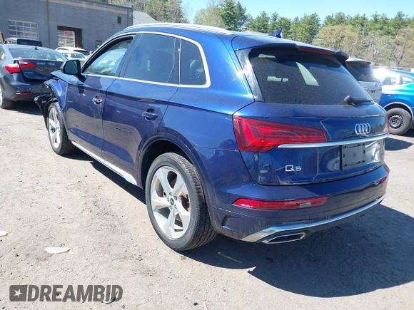 2023 Audi Q5 S line Premium Plus z VIN WA1EAAFY4P2052682, wystawiony jako IAAI lot #42118016 z przebiegiem 24 135 mil mil oraz . Historia ofert i sprzedaży dostępna na DreamBid. Obrazek 3.