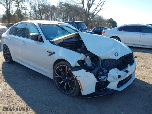 2019 BMW M5 Competition with VIN WBSJF0C57KB285614, listed as a IAAI auction lot 39011419 with 1 mi miles. Bid and sale history available at carsss.com. Image 6.