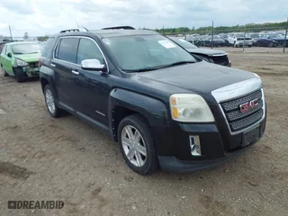2011 GMC Terrain SLT-2 with VIN 2CTFLXEC9B6356152, listed as a IAAI auction lot 42131430 with 189,768 mi miles. Bid and sale history available at carsss.com. Image 1.