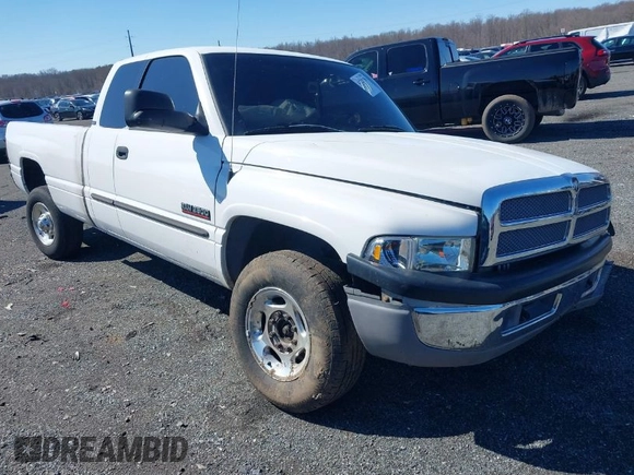 2002 Dodge Ram 2500 with VIN 3B7KC23652M290800, listed as a IAAI auction lot 41722750 with 211,258 mi miles. Bid and sale history available at carsss.com. Image 1.