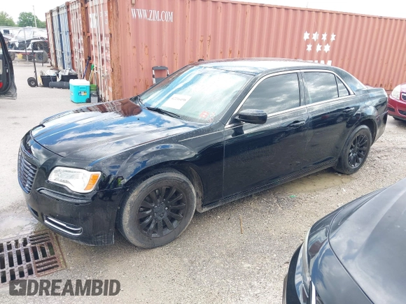 2014 Chrysler 300 z VIN 2C3CCAAG6EH220935, wystawiony jako IAAI lot #42216498 z przebiegiem 153 539 mil mil oraz . Historia ofert i sprzedaży dostępna na DreamBid. Obrazek 2.