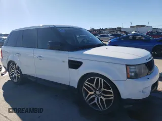 2013 Land Rover Range Rover Sport SC with VIN SALSH2E41DA772749, listed as a Copart auction lot 41518915 with 107,256 mi miles and Salvage Title. Bid and sale history available at carsss.com. Image 4.