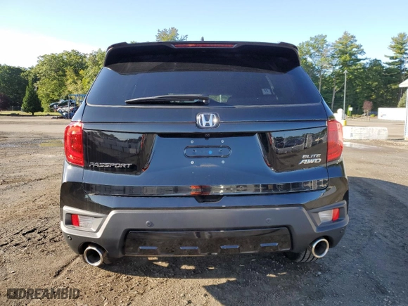 2023 Honda Passport Elite with VIN 5FNYF8H00PB014366, listed as a Copart auction lot 68616923 with 5,026 mi miles. Bid and sale history available at carsss.com. Image 6.