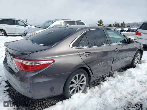 2015 Toyota Camry LE with VIN 4T1BD1FK0FU170805, listed as a Copart auction lot 55497145 with 101,121 mi miles and Salvage Title. Bid and sale history available at DreamBid. Image 3.