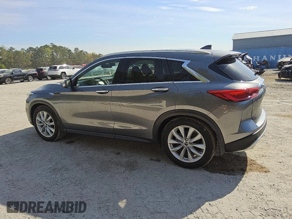 2019 Infiniti QX50 LUXE with VIN 3PCAJ5M19KF123107, listed as a Copart auction lot 49866125 with 131,075 mi miles and Clean Title. Bid and sale history available at carsss.com. Image 2.