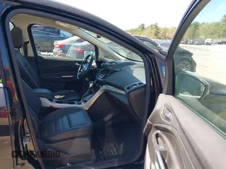2013 Ford C-Max SEL with VIN 1FADP5BU8DL545349, listed as a IAAI auction lot 42139748 with 118,222 mi miles and . Bid and sale history available at carsss.com. Image 5.