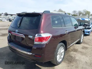 2011 Toyota Highlander Hybrid Limited with VIN JTEDC3EH4B2003768, listed as a IAAI auction lot 41765885 with 169,289 mi miles. Bid and sale history available at carsss.com. Image 4.