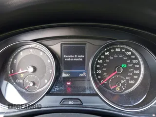 2019 Volkswagen Atlas SE z VIN 1V2UR2CAXKC533741, wystawiony jako IAAI lot #41720450 z przebiegiem 86 662 mil mil oraz . Historia ofert i sprzedaży dostępna na DreamBid. Obrazek 7.