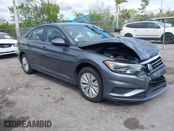 2019 Volkswagen Jetta S с VIN 3VWC57BU6KM179682, выставлен на аукционе IAAI как лот 41634582 с пробегом 84 323 миль миль и . История ставок и продаж доступна на DreamBid. Изображение 1.