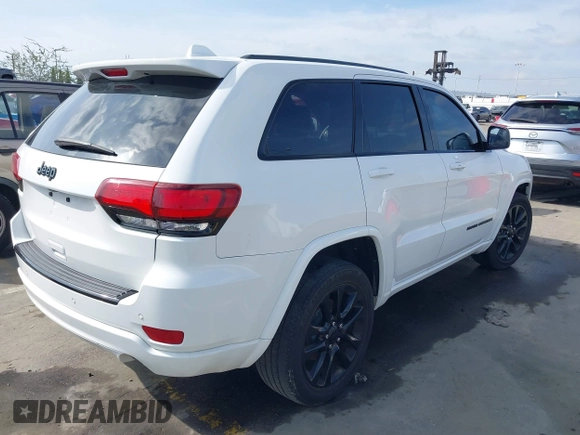 2017 Jeep Grand Cherokee Laredo with VIN 1C4RJEAG8HC896166, listed as a IAAI auction lot 41611979 with 67,257 mi miles and . Bid and sale history available at DreamBid. Image 4.