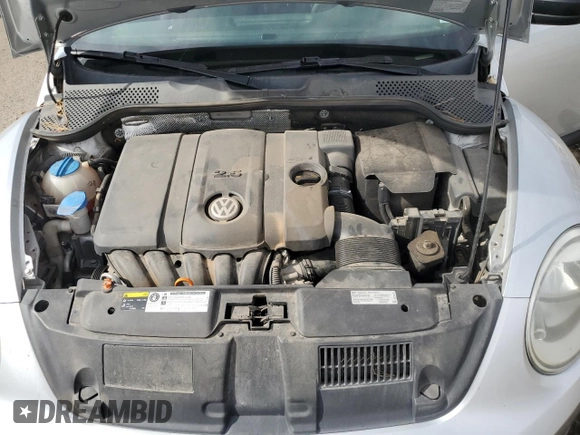 2013 Volkswagen Beetle Entry with VIN 3VWFP7AT9DM668662, listed as a Copart auction lot 59035405 with 114,853 mi miles and Salvage title. Bid and sale history available at DreamBid. Image 11.