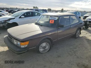 1983 Saab 900 z VIN YS3AS33S4D2012751, wystawiony jako Copart lot #78458984 z przebiegiem 219 035 mil mil oraz Tytuł czysty. Historia ofert i sprzedaży dostępna na DreamBid. Obrazek 1.