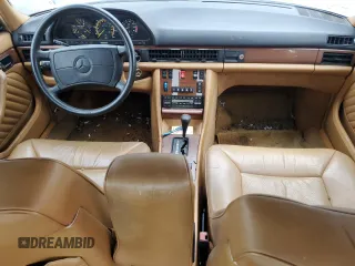 1989 Mercedes-Benz 420 420SEL with VIN WDBCA35D4KA435557, listed as a Copart auction lot 47271725 with 188,055 mi miles and Clean Title. Bid and sale history available at carsss.com. Image 8.