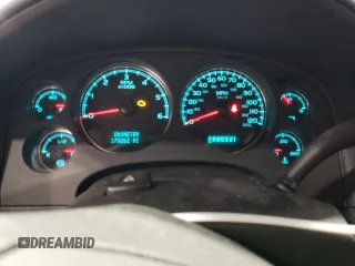 2008 Chevrolet Avalanche LTZ with VIN 3GNFK12398G110397, listed as a Copart auction lot 61270475 with 170,262 mi miles and Clean title. Bid and sale history available at DreamBid. Image 9.