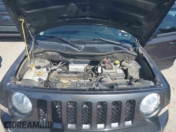 2016 Jeep Patriot Latitude with VIN 1C4NJPFA1GD526944, listed as a IAAI auction lot 42045701 with 123,364 mi miles and . Bid and sale history available at DreamBid. Image 10.