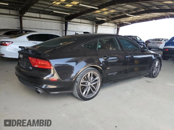 2015 Audi A7 Prestige with VIN WAU2GAFC8FN034725, listed as a Copart auction lot 62319995 with 86,477 mi miles and Salvage title. Bid and sale history available at DreamBid. Image 3.