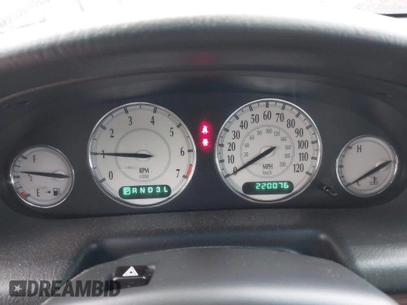 2000 Chrysler LHS with VIN 2C3HC56G4YH382301, listed as a IAAI auction lot 41324699 with 220,076 mi miles and . Bid and sale history available at DreamBid. Image 7.