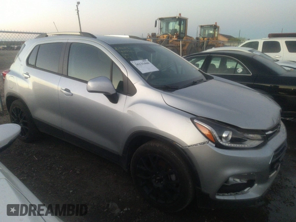 2022 Chevrolet Trax LT with VIN KL7CJLSMXNB517990, listed as a IAAI auction lot 36131444 with 20,228 mi miles. Bid and sale history available at carsss.com. Image 12.