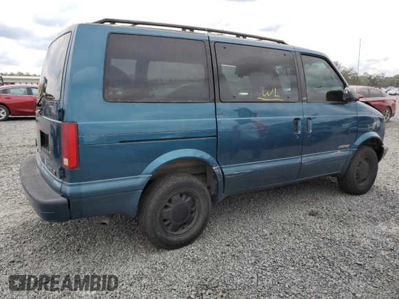 2000 Chevrolet Astro with VIN 1GNDM19W1YB143971, listed as a Copart auction lot 77984874 with 278,301 mi miles and Salvage Title. Bid and sale history available at carsss.com. Image 3.