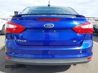 2013 Ford Focus SE with VIN 1FADP3F27DL138703, listed as a IAAI auction lot 41797537 with 128,070 mi miles. Bid and sale history available at carsss.com. Image 16.