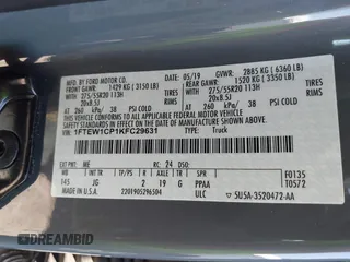 2019 Ford F-150 XL with VIN 1FTEW1CP1KFC29631, listed as a IAAI auction lot 41757364 with 81,796 mi miles and . Bid and sale history available at carsss.com. Image 9.