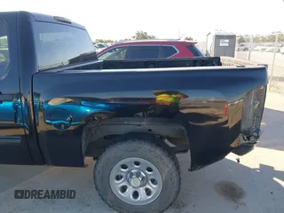 2009 Chevrolet Silverado 1500 LS with VIN 3GCEC13C49G267921, listed as a IAAI auction lot 41723468 with 150,075 mi miles and . Bid and sale history available at DreamBid. Image 18.