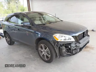 2011 Volvo XC60 3.0T с VIN YV4902DZ8B2153953, выставлен на аукционе IAAI как лот 42175056 с пробегом 141 362 миль миль и . История ставок и продаж доступна на DreamBid. Изображение 1.