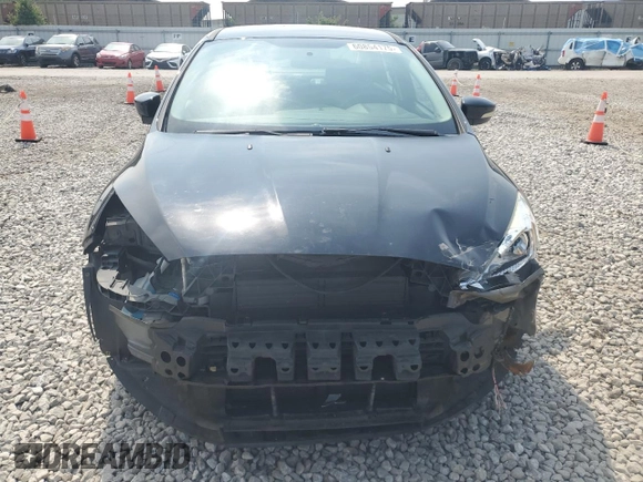 2016 Ford Focus SE with VIN 1FADP3F22GL233402, listed as a Copart auction lot 60854175 with 77,002 mi miles and Salvage title. Bid and sale history available at DreamBid. Image 5.